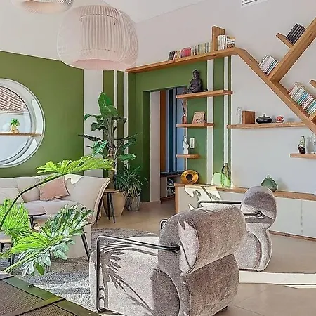 빌라 Luxurious Located At La Pironniere